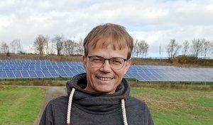 Hürden für kleine Solaranlagen abbauen! - Sonnenseite - Ökologische  Kommunikation mit Franz Alt